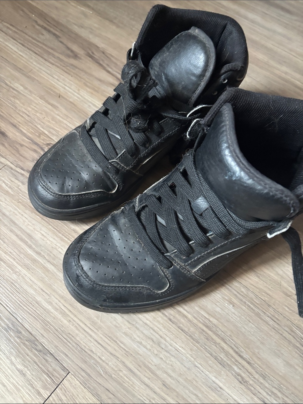 Puma Men's Black High-Top Sneakers with Leather Upper